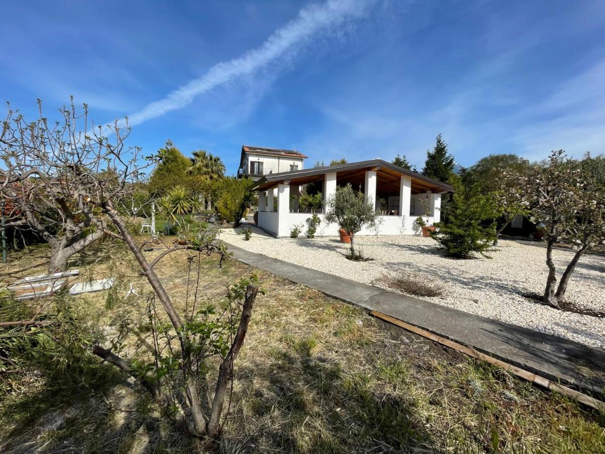 Etna Petit Relais Bed & Breakfast Nicolosi Exterior photo